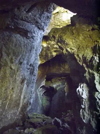 Пещера "Гаргина дупка" - Мостово