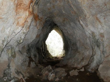 Филиповската пещера - Филиповци