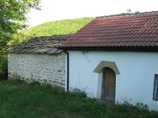 Средновековна църква "Св. Никола" - Горна Вереница