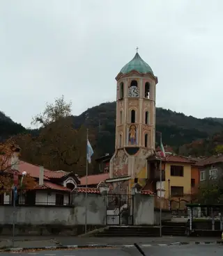 Църквата "Св. Успение Богородично" - Асеновград