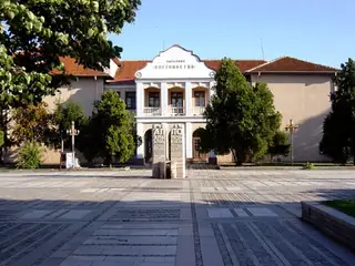 НЧ "Постоянство" - Лом