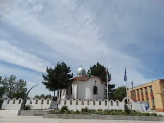 Църква "Св. Троица" - с. Остров