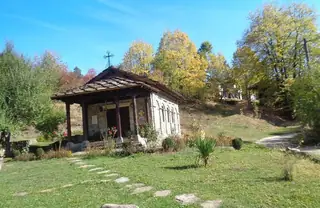 Параклис "Света Богородица - Живоносен източник" - с. Орешак