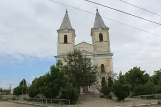 Храм "Св. Троица" - Капитановци