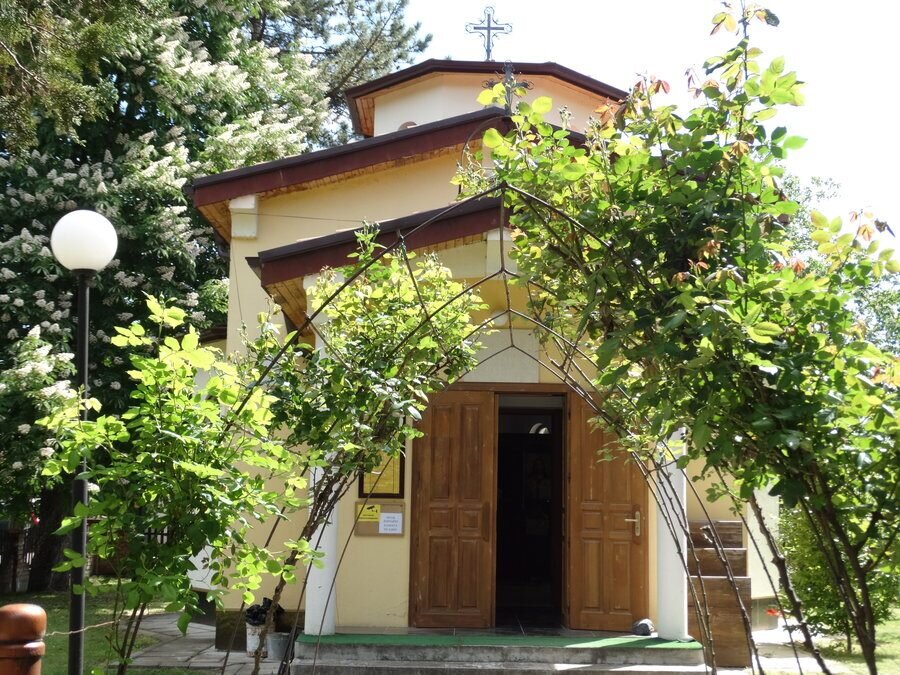 Храм "Всички български светии" – с. Селановци