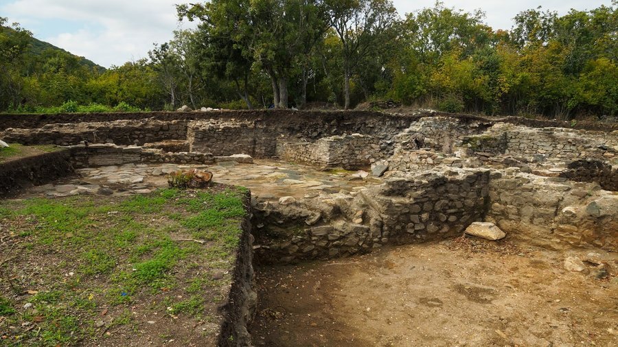 Крепост Родостица - Хухла