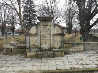 Старата каменна чешма – с. Ряховците