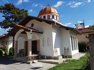 Църква "Св. Георги Победоносец" - с.Черни Осъм