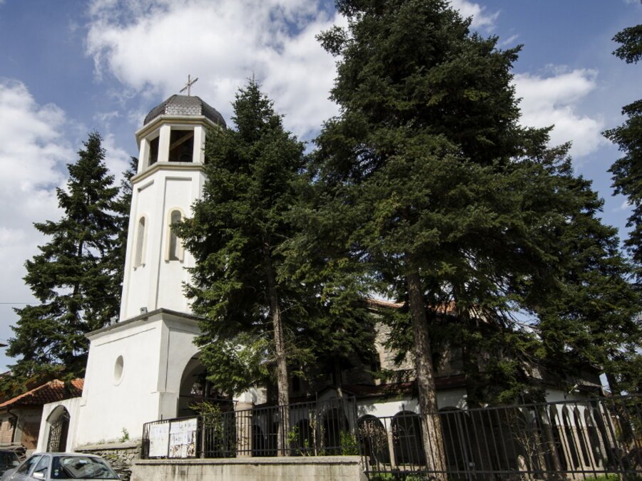 Църква "Св. Димитър" - Пещера