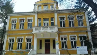 Сградата на общински детски комплекс - Провадия