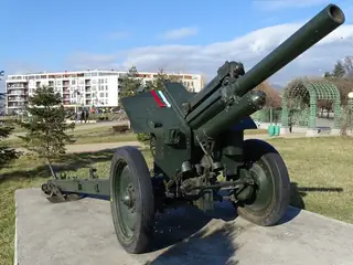 Противотанково оръдие М-30 - гр. Кърджали