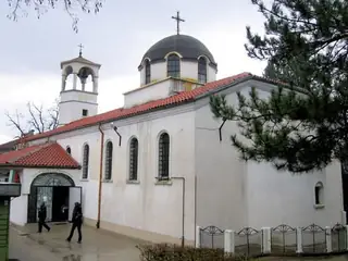 Църква "Свети Николай" - Петрич