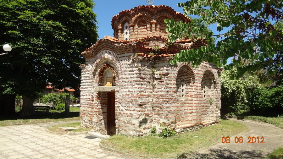 Средновековна църква "Св. Никола" - Сапарева Баня