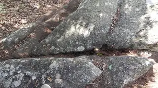 Мегалити в м. "Бангуров трап"