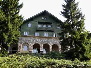 Хижа "Узана"