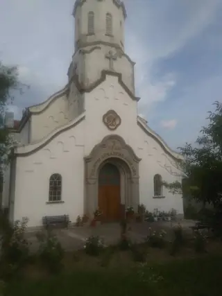 Храм "Св. Архангел Михаил" - с.Млекарево