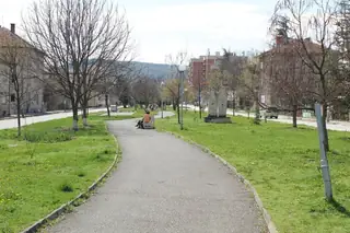 Пешеходна алея "Стамболийски" - Мездра