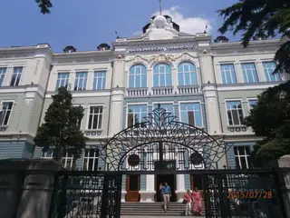 Сградата на Икономически университет - Варна