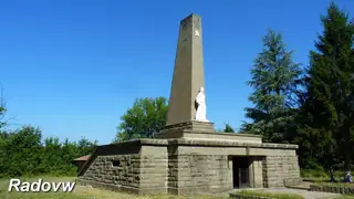 Паметник–костница - Партизани