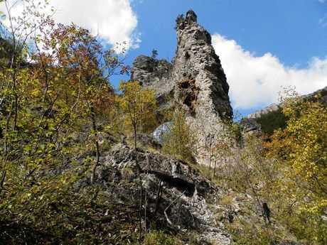 Земенски пролом - Скална група Агапие