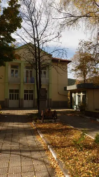 Читалище "23 Април 1876 година"