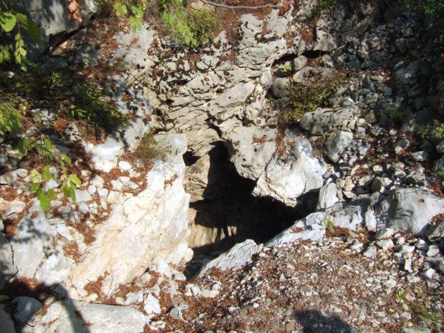 Пещера "Сифона"