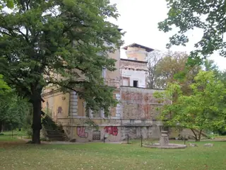 Сградата на лятната вила на Стефан Симеонов - Русе