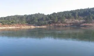 Руенското езеро