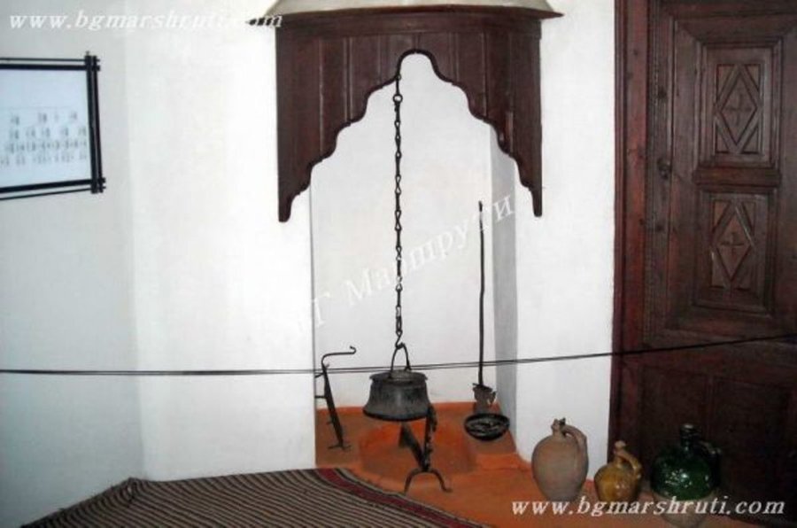 Къща-музей "Райна Княгиня" - Панагюрище