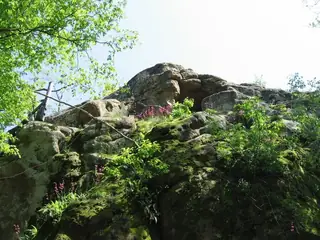 Скална църква в крепостта "Боженишки Урвич" - Боженица