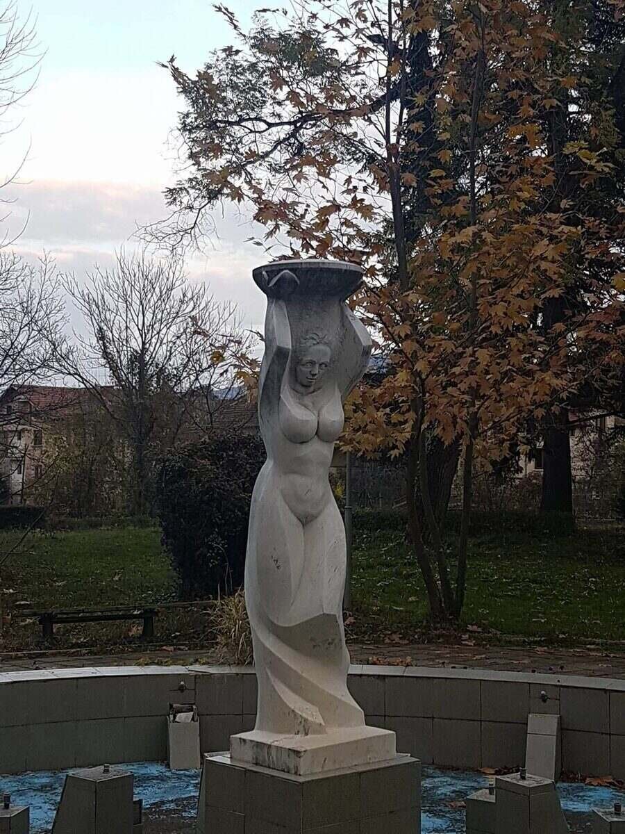 Старата минерална баня - Вършец