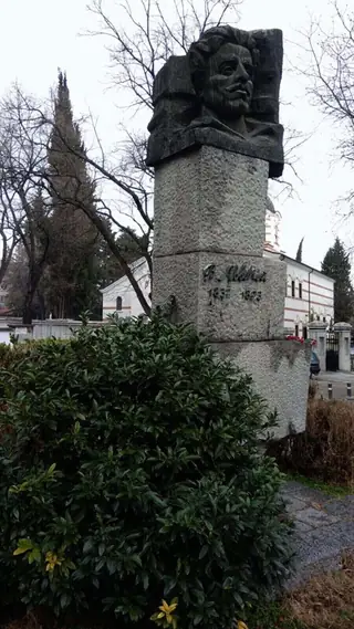 Бюст - паметник на Васил Левски - Стара Загора