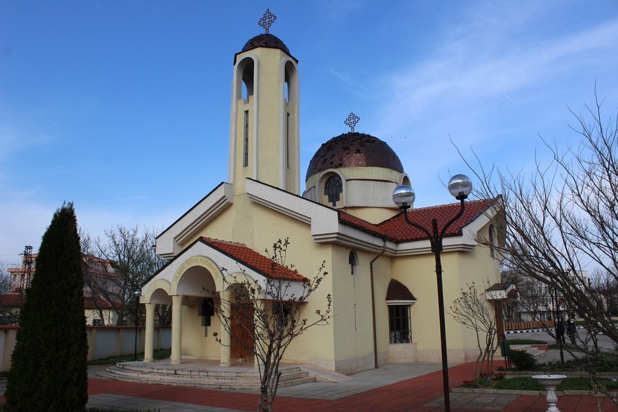 Храм "Св. Вмчк Георги Победоносец" - Бойчиновци