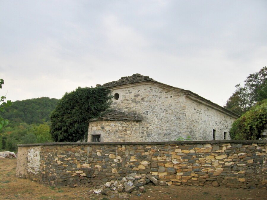 Църква "Св. Йоан Богослов" -  Гугутка