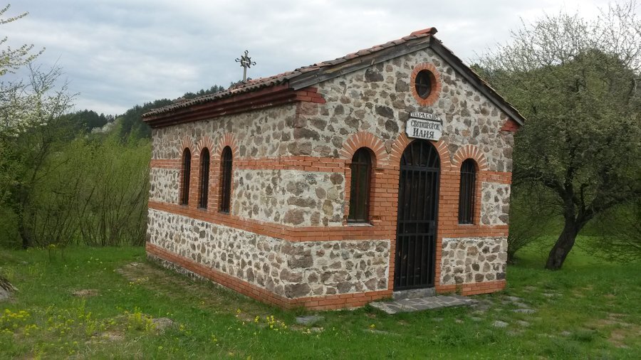 Параклис "Св. Илия" - Девин