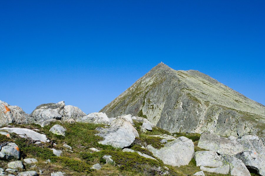 Връх Момин Двор - Пирин