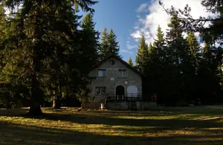 Хижа "Момчил юнак"