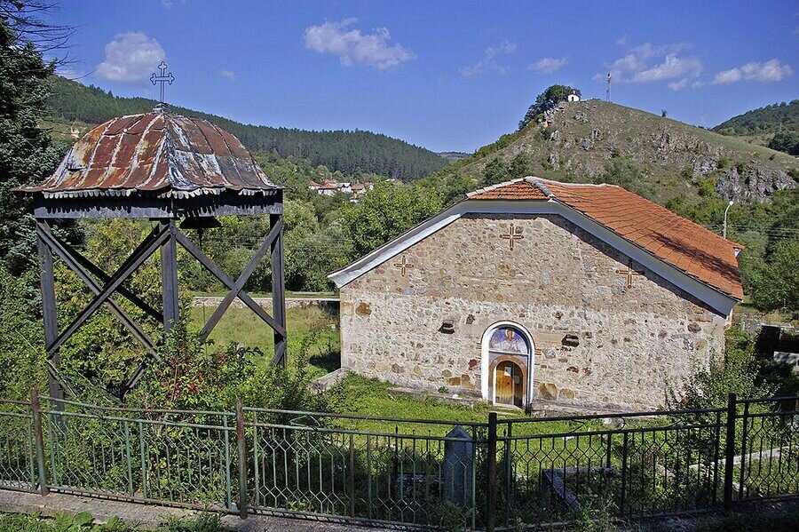 Църква "Св. Петка" - Трън