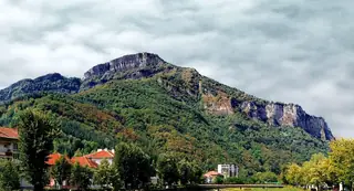 Връх Петрахиля