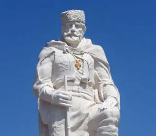 Паметник на Вълчан войвода - с.Раювци