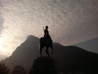 Комплекс "Вестителят" - Враца