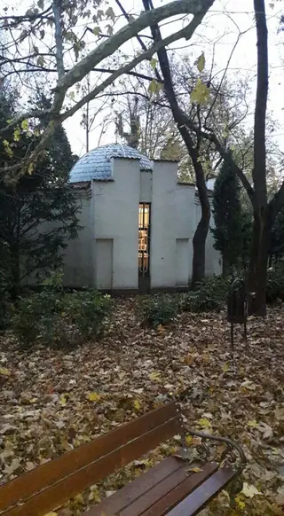 Параклис "Свето Благовещение" в Морската градина