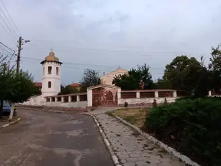 Храм "Св. Димитър Солунски" - Радомир