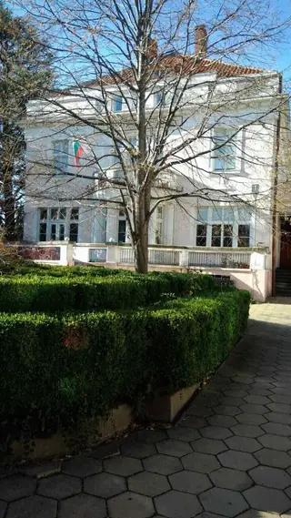 Сградата на детски комплекс - Сливен