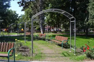 Парк "Розариум" - Казанлък