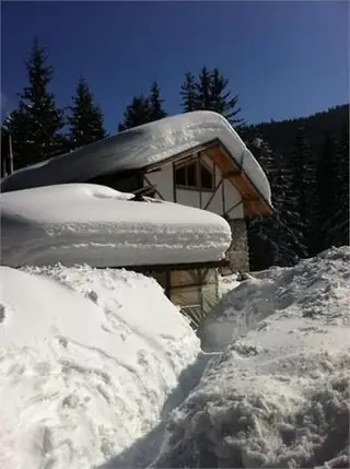 Хижа "Ловна"