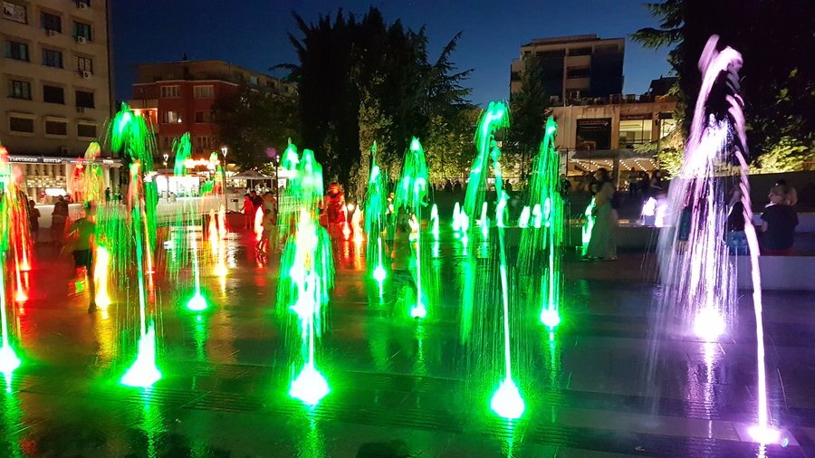 Цветните фонтани пред Община Стара Загора