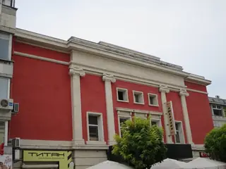 Сградата на кино "Модерен театър" - Русе