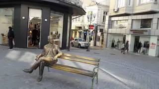 Бронзова фигура на Дабко Дабков - Варна