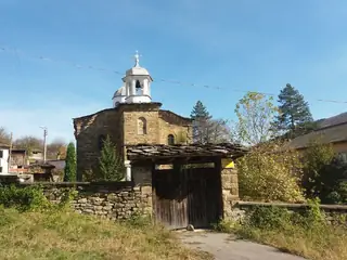 Църква "Св. Вмчк Димитър" - с. Добродан